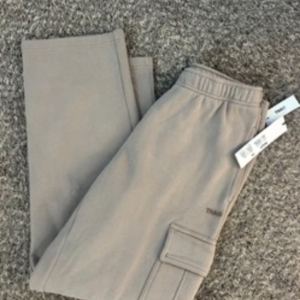 Aritzia Cargo Sweatpants Taupe Color